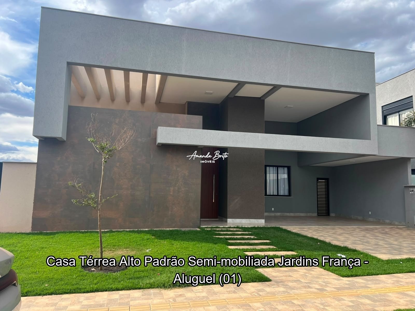 ALUGA-SE | Excelente Casa Térrea Semi-mobiliada Alto Padrão – Jardins França