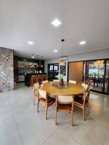 Luxo e exclusividade no Alphaville Araguaia | Incrível Sobrado Triplex - Foto 2